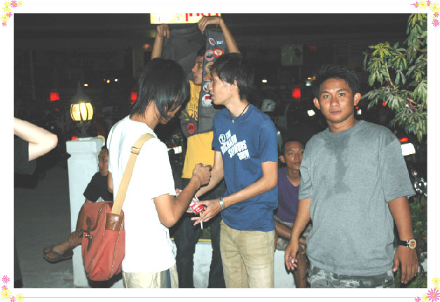 Name:  100-1.jpg
Views: 234
Size:  123.4 KB