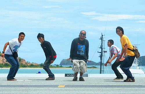 Name:  jump2.gif
Views: 703
Size:  117.2 KB