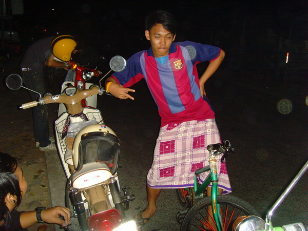 Name:  SNV3289801011.jpg
Views: 828
Size:  119.4 KB