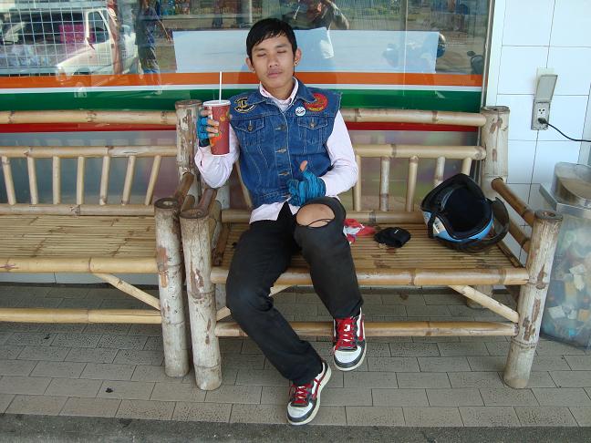 Name:  DSC02073.JPG
Views: 946
Size:  85.5 KB