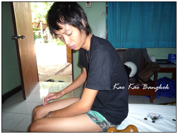 Name:  35.jpg
Views: 420
Size:  95.9 KB