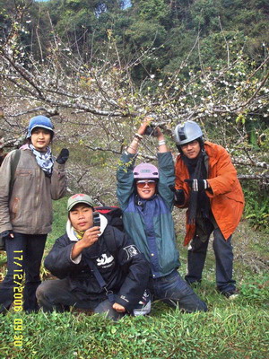 Name:  SSL18689.jpg
Views: 419
Size:  80.4 KB