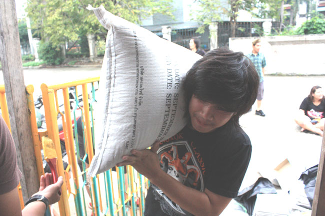 Name:  61.jpg
Views: 934
Size:  109.2 KB