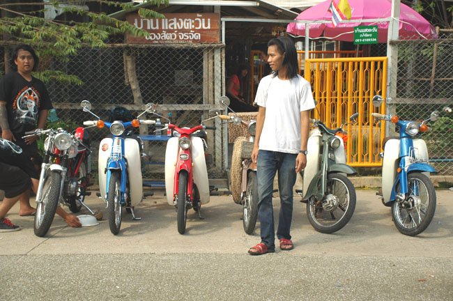 Name:  120.jpg
Views: 224
Size:  141.9 KB