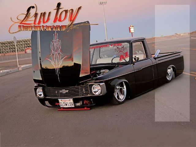 Name:  0704mt_01_z+1976_chevy_luv+front_side_view.jpg
Views: 7314
Size:  51.6 KB