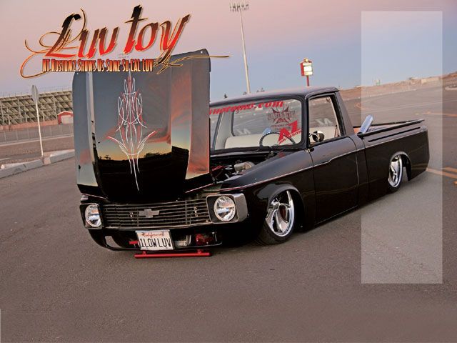 Name:  0704mt_01_z+1976_chevy_luv+front_side_view.jpg
Views: 7202
Size:  51.6 KB