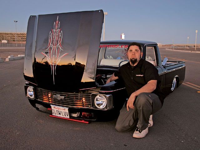 Name:  0704mt_06_z+1976_chevy_luv+lukasz_granicy.jpg
Views: 4758
Size:  52.6 KB