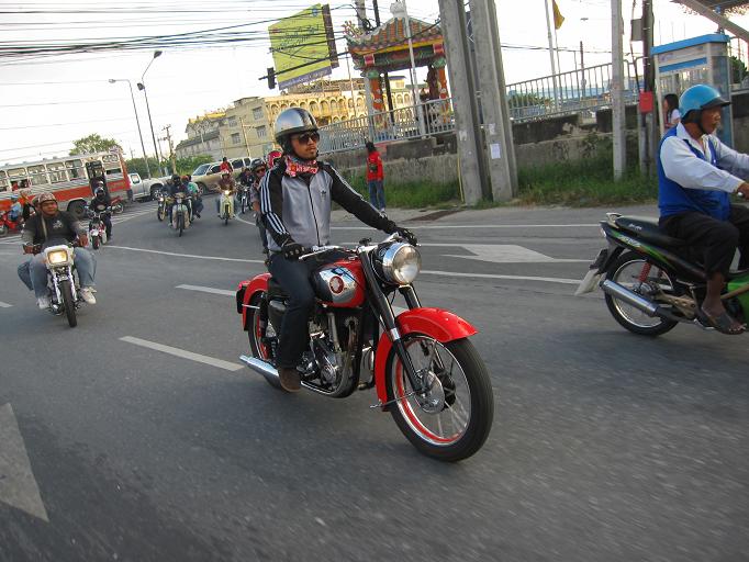 Name:  %E0%B8%9A%E0%B8%B2%E0%B8%87[3].JPG
Views: 1930
Size:  73.9 KB