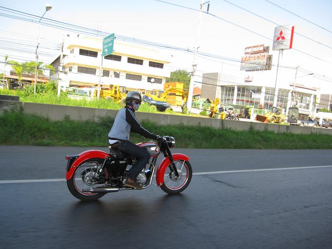 Name:  %E0%B8%9A%E0%B8%B2%E0%B8%87%E0%B9%81%E0%B8%AA%E0%B8%99[1].JPG
Views: 1684
Size:  63.3 KB
