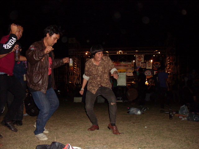 Name:  sdc10170g.jpg
Views: 2574
Size:  127.9 KB