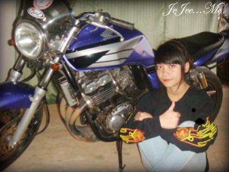 Name:  DSC09846 copy.jpg
Views: 875
Size:  26.8 KB