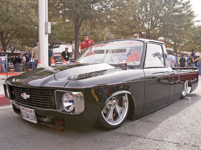 Name:  0703st_z+sema_las_vegas_2006+custom_chevy.jpg
Views: 4602
Size:  83.0 KB