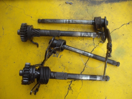 Name:  แกนเกียร์แกนส&#360.JPG
Views: 4241
Size:  86.4 KB