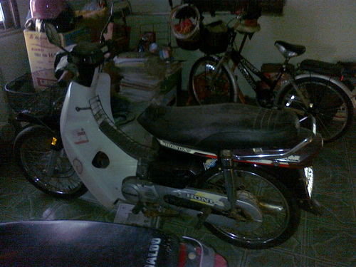 Name:  14022010094.jpg
Views: 518
Size:  103.9 KB