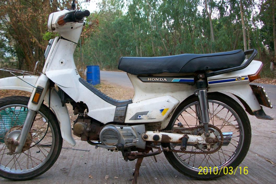 Name:  103_1850..jpg
Views: 545
Size:  157.7 KB