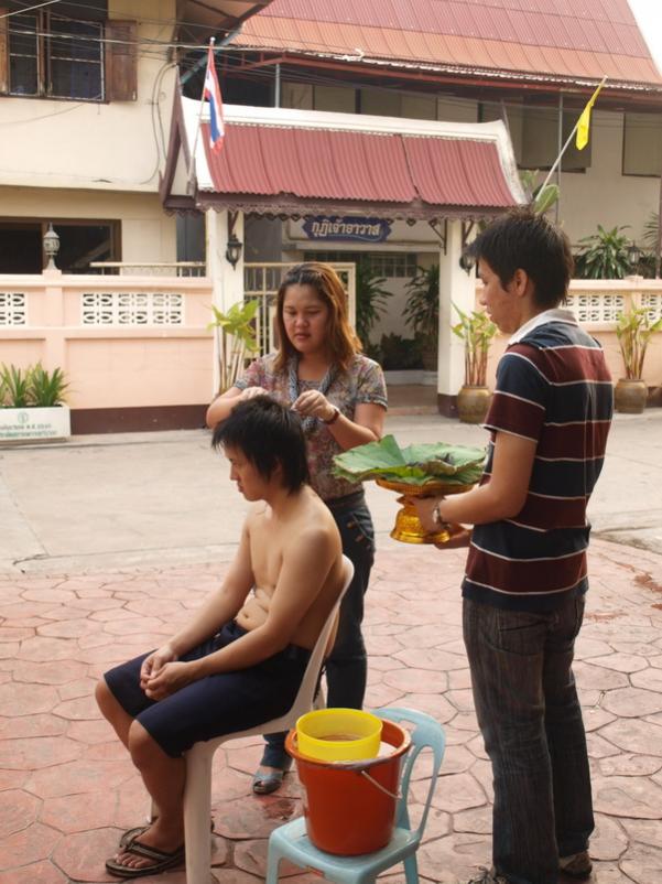 Name:  P3208156_resize.jpg
Views: 203
Size:  74.9 KB