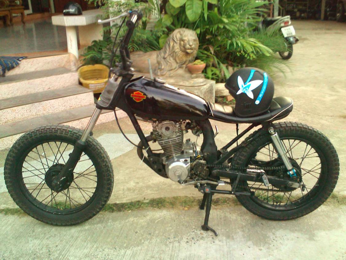 Name:  05-0.jpg
Views: 91
Size:  149.7 KB