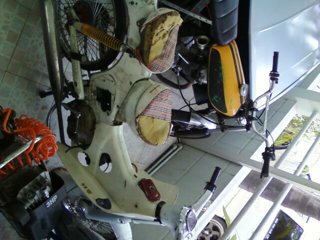 Name:  20100519131011.jpg
Views: 395
Size:  93.3 KB