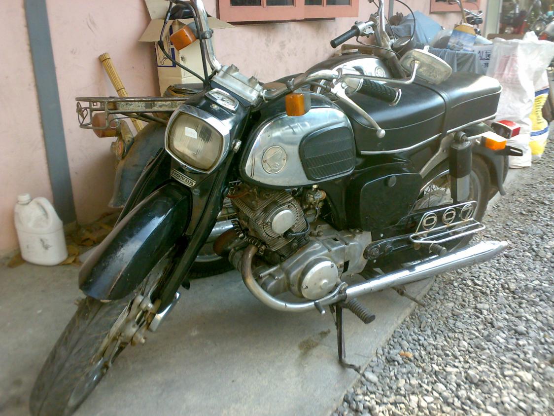 Name:  160320101030.jpg
Views: 107
Size:  149.8 KB