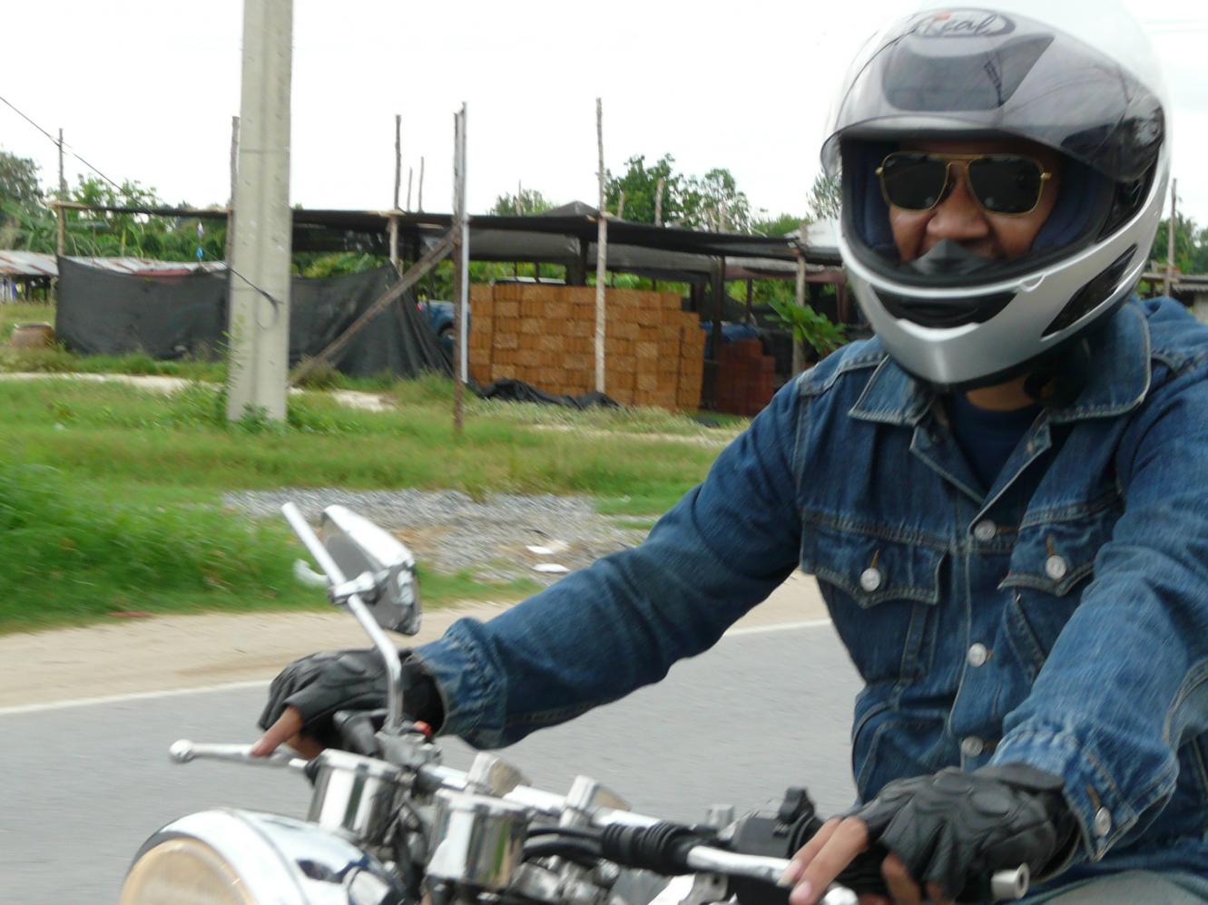 Name:  P1090757.jpg
Views: 128
Size:  139.2 KB