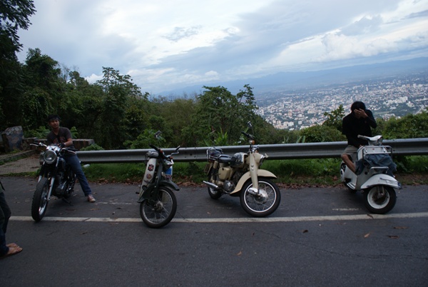 Name:  21.jpg
Views: 418
Size:  121.7 KB