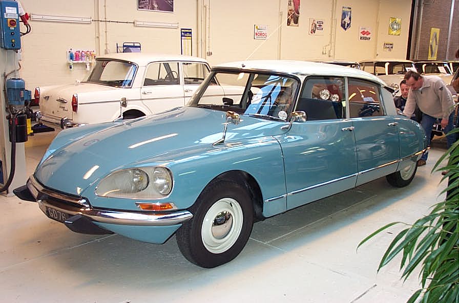 Name:  citroen id.jpg
Views: 78
Size:  74.4 KB