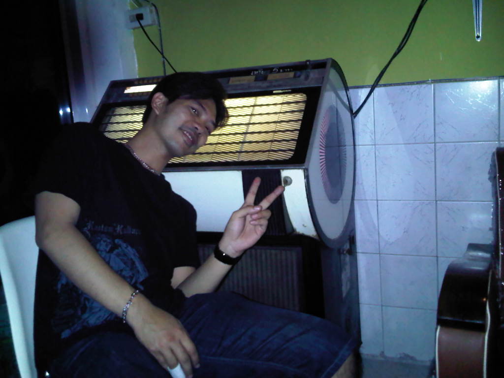 Name:  IMG00211-20100704-0028.jpg
Views: 143
Size:  67.1 KB