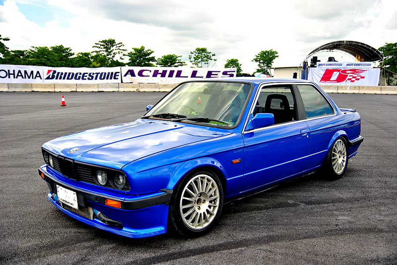 ราคา รถ bmw e30 gt