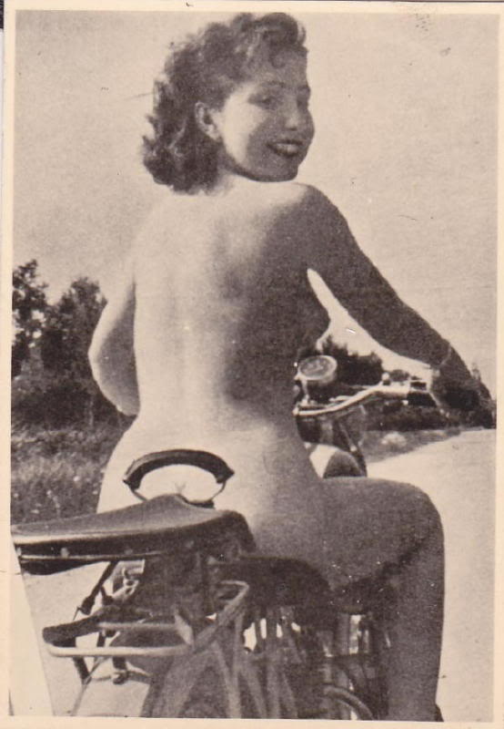 Name:  FromTheBack.jpg
Views: 273
Size:  52.7 KB