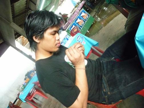 Name:  ee.jpg
Views: 123
Size:  30.4 KB