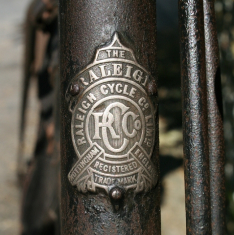 Name:  1900_raleigh_crossframe_02.jpg
Views: 6424
Size:  141.7 KB