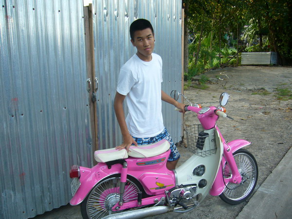 Name:  P1020038.jpg
Views: 1390
Size:  116.0 KB