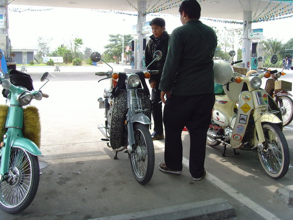 Name:  SNV33643.jpg
Views: 384
Size:  107.5 KB