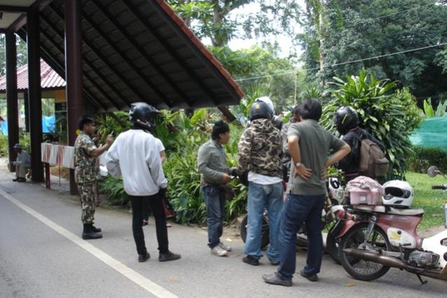 Name:  DSC02324.jpg
Views: 136
Size:  55.6 KB