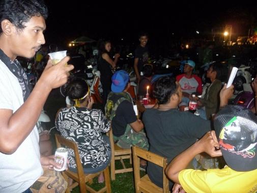 Name:  100000000000.jpg
Views: 113
Size:  34.7 KB