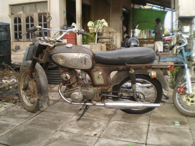 Name:  P9060021_resize.jpg
Views: 422
Size:  53.8 KB