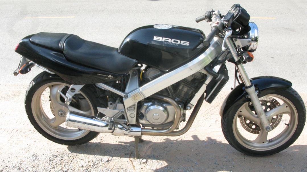 Name:  bros-650.jpg
Views: 4089
Size:  102.3 KB