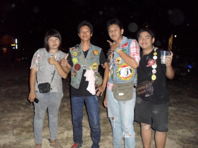 Name:  TXuKEl245306-02.jpg
Views: 75
Size:  40.6 KB