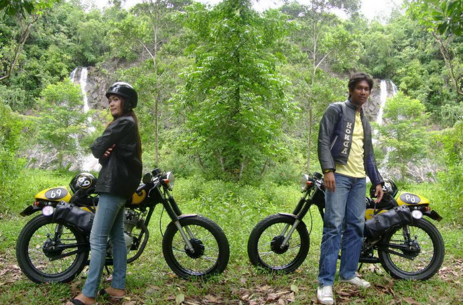 Name:  002.jpg
Views: 492
Size:  159.6 KB