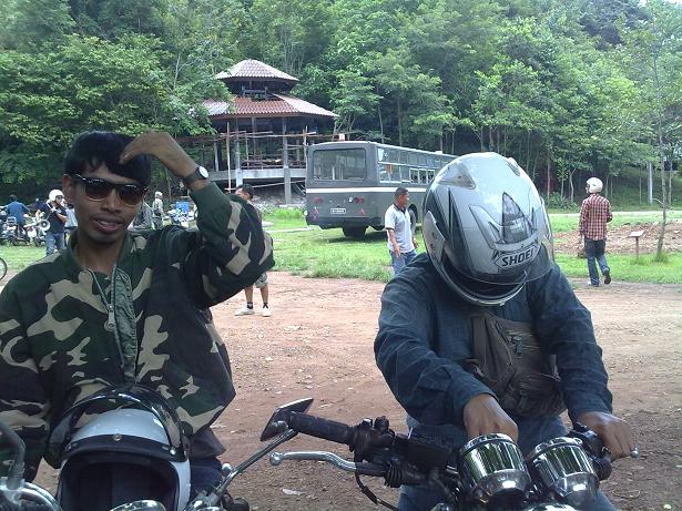 Name:  12092010032.jpg
Views: 477
Size:  87.8 KB
