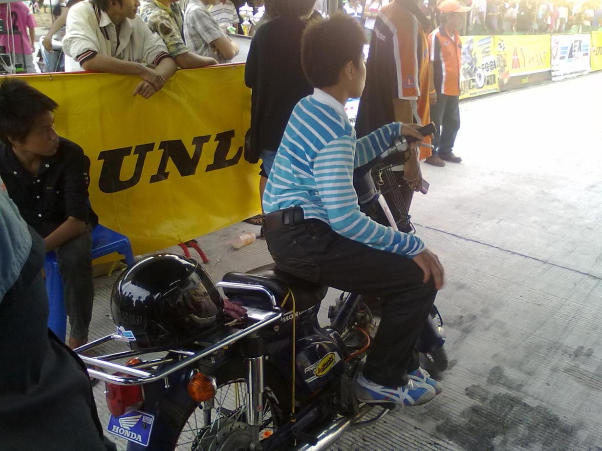Name:  25092010963.jpg
Views: 14068
Size:  143.8 KB