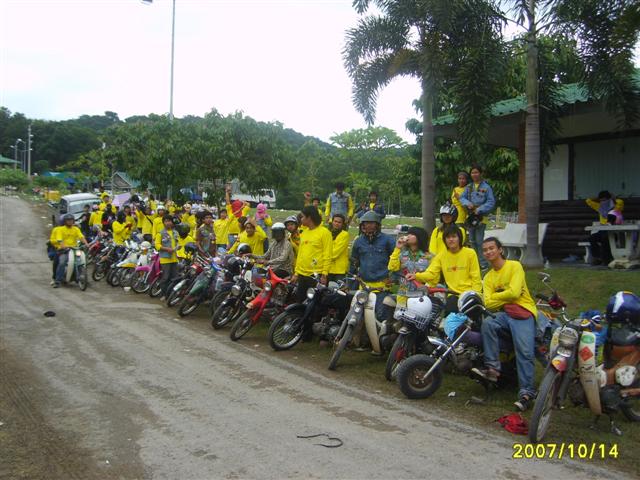 Name:  S6001928%20%28Small%29.JPG
Views: 1943
Size:  65.2 KB