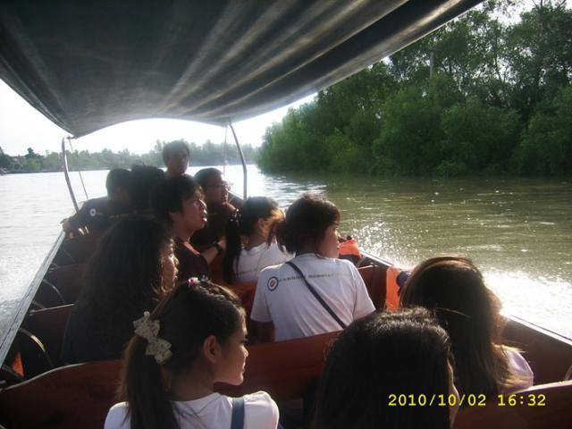 Name:  SSA50151.jpg
Views: 292
Size:  41.9 KB