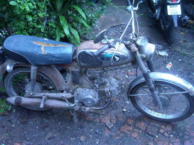 Name:  IMG00373-20101013-1530.jpg
Views: 1220
Size:  68.9 KB