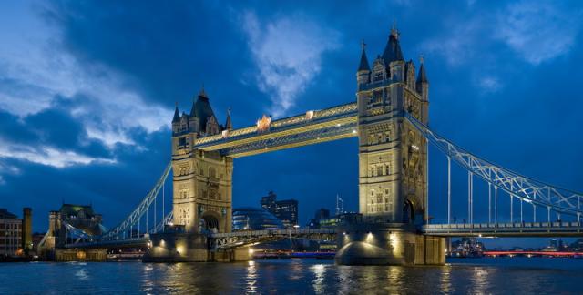 Name:  tower_bridge_london_twilight__november_2006.jpg
Views: 79
Size:  31.4 KB