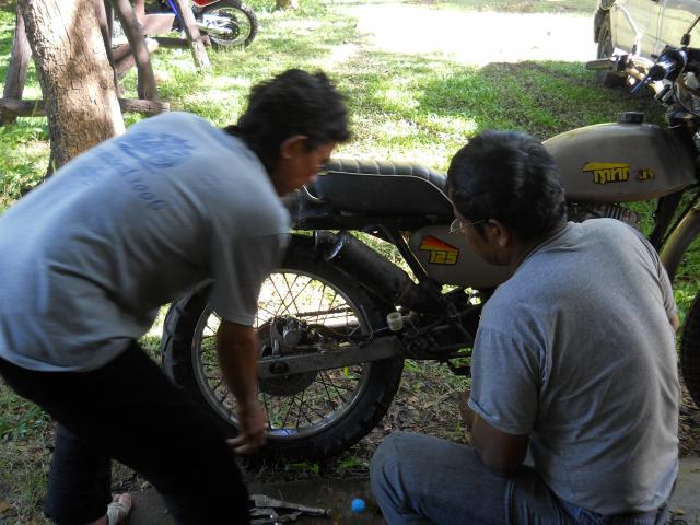 Name:  DSCN1054.jpg
Views: 149
Size:  55.1 KB