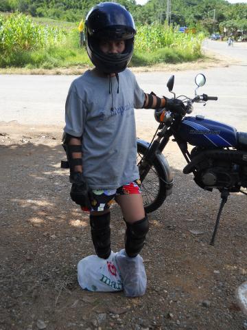 Name:  DSCN1148.jpg
Views: 155
Size:  38.5 KB