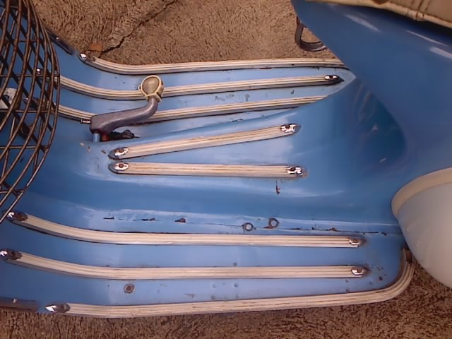 Name:  P271010_13.50_[01].jpg
Views: 399
Size:  69.6 KB