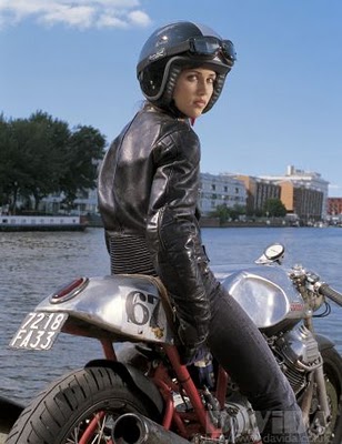 Name:  KatGuzDock.jpg
Views: 699
Size:  34.8 KB