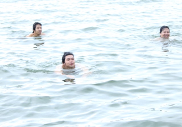 Name:  IMG_79530.jpg
Views: 173
Size:  56.7 KB